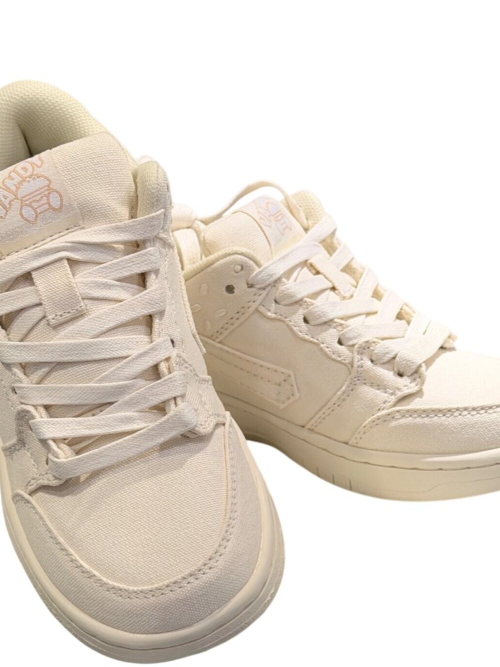 Vandy The Pink Kids Cream Canvas Low-Top Sneakers Size 2Y